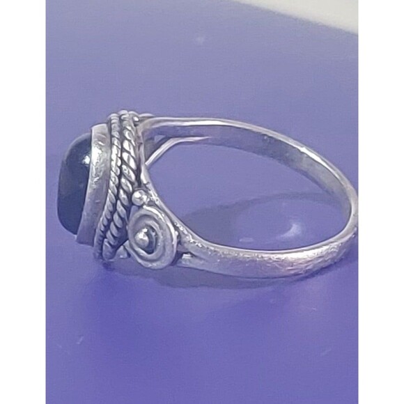 Sterling onyx pear ring size 5.25" - Picture 7 of 10